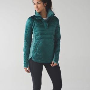 Lululemon down for a run pullover size 8 in green